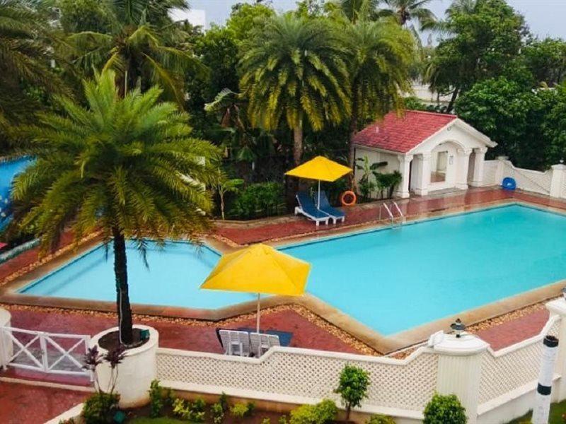 Resort Mgm Eastwoods East Coast Road